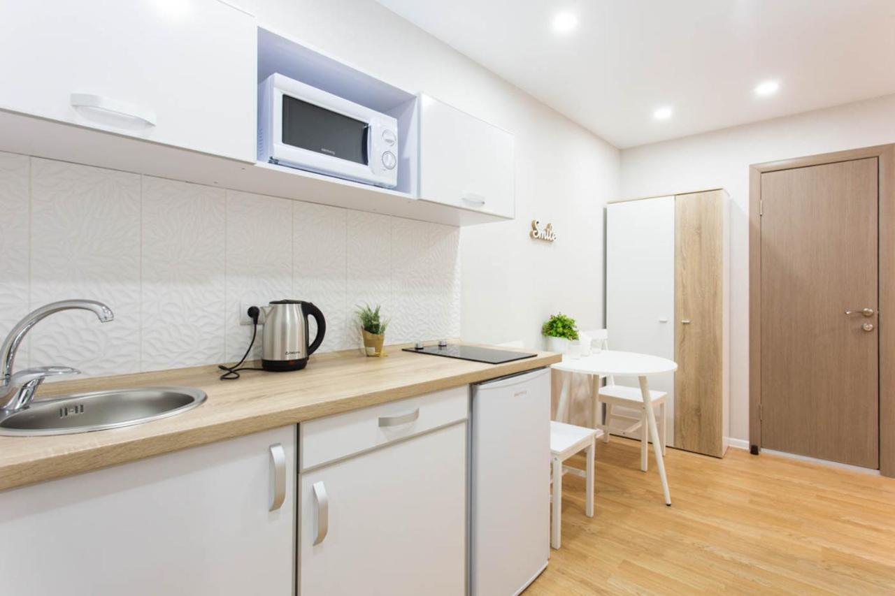 Apartment In The City Center - Gimnasiyna Naberezhna 24A-1 哈尔科夫 外观 照片