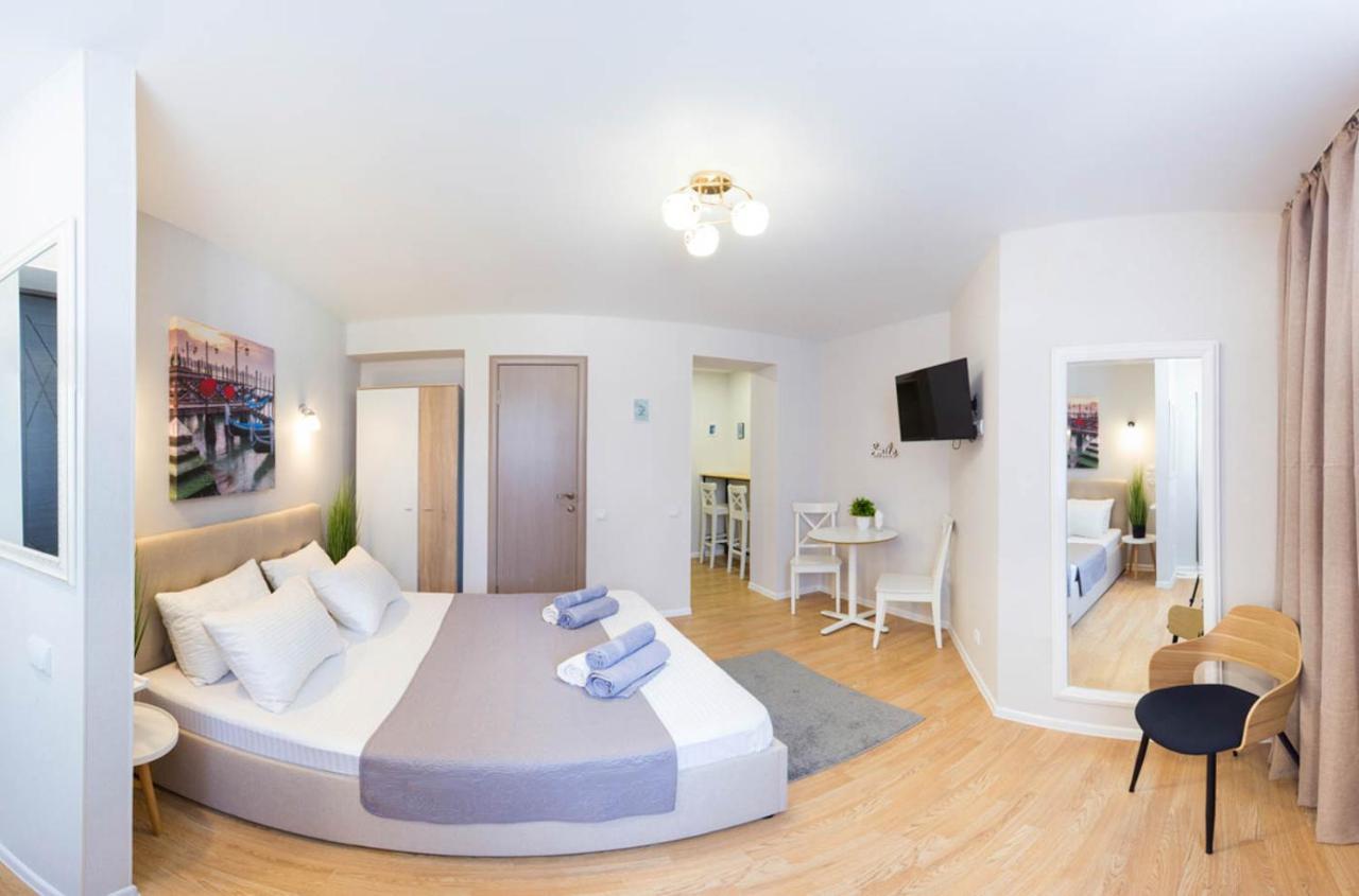 Apartment In The City Center - Gimnasiyna Naberezhna 24A-1 哈尔科夫 外观 照片