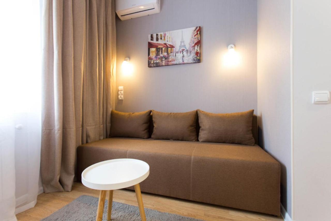 Apartment In The City Center - Gimnasiyna Naberezhna 24A-1 哈尔科夫 外观 照片