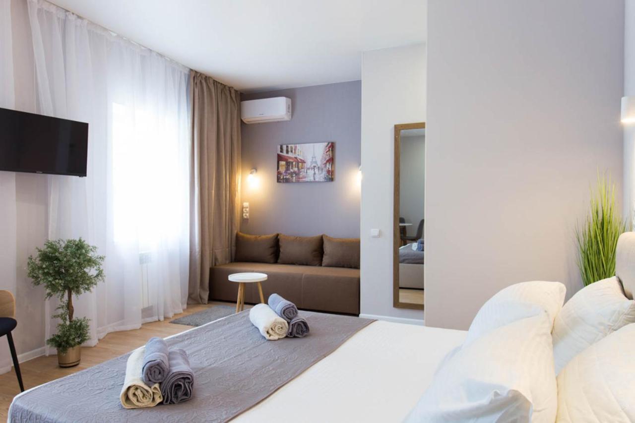 Apartment In The City Center - Gimnasiyna Naberezhna 24A-1 哈尔科夫 外观 照片