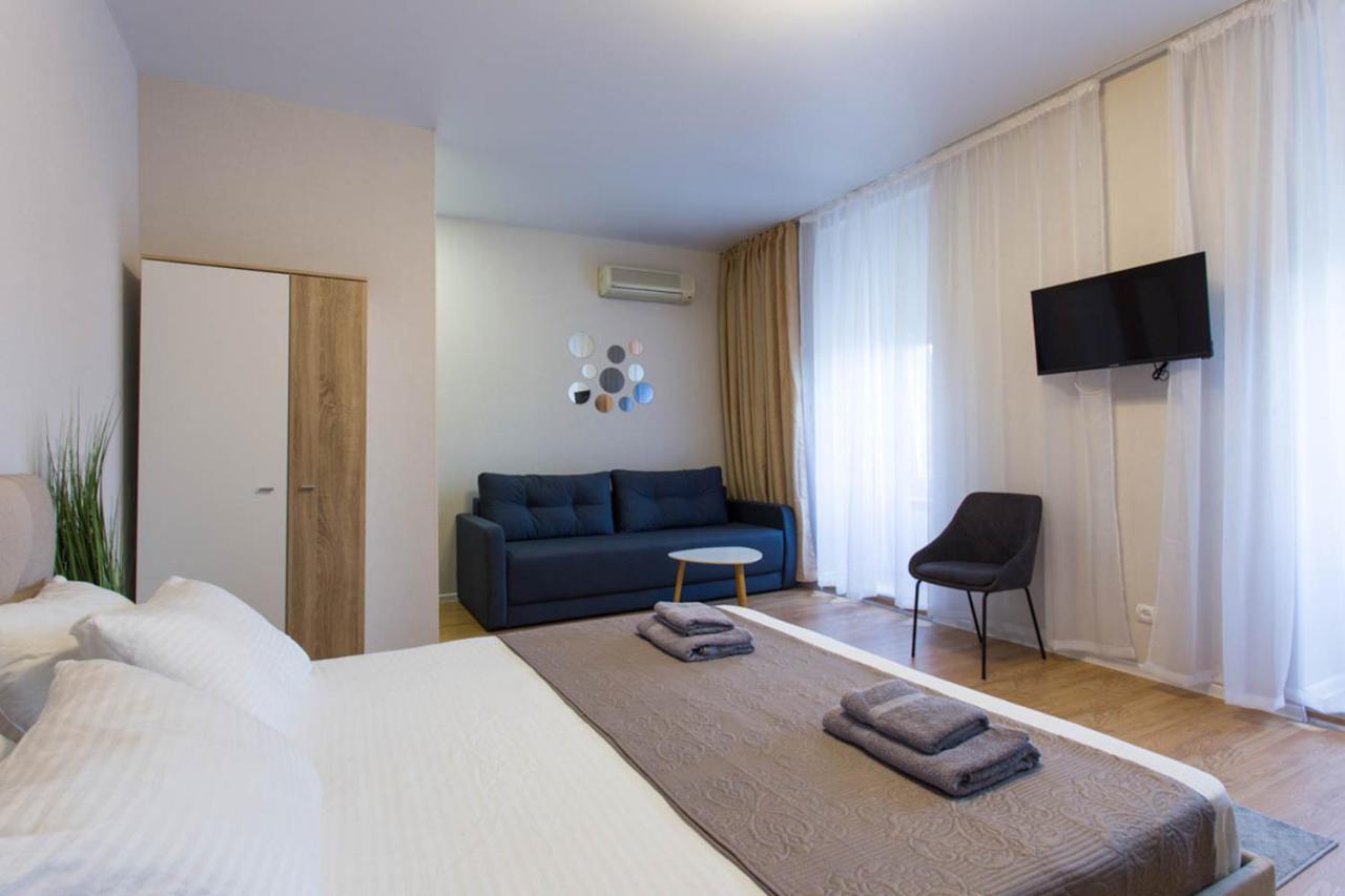 Apartment In The City Center - Gimnasiyna Naberezhna 24A-1 哈尔科夫 外观 照片