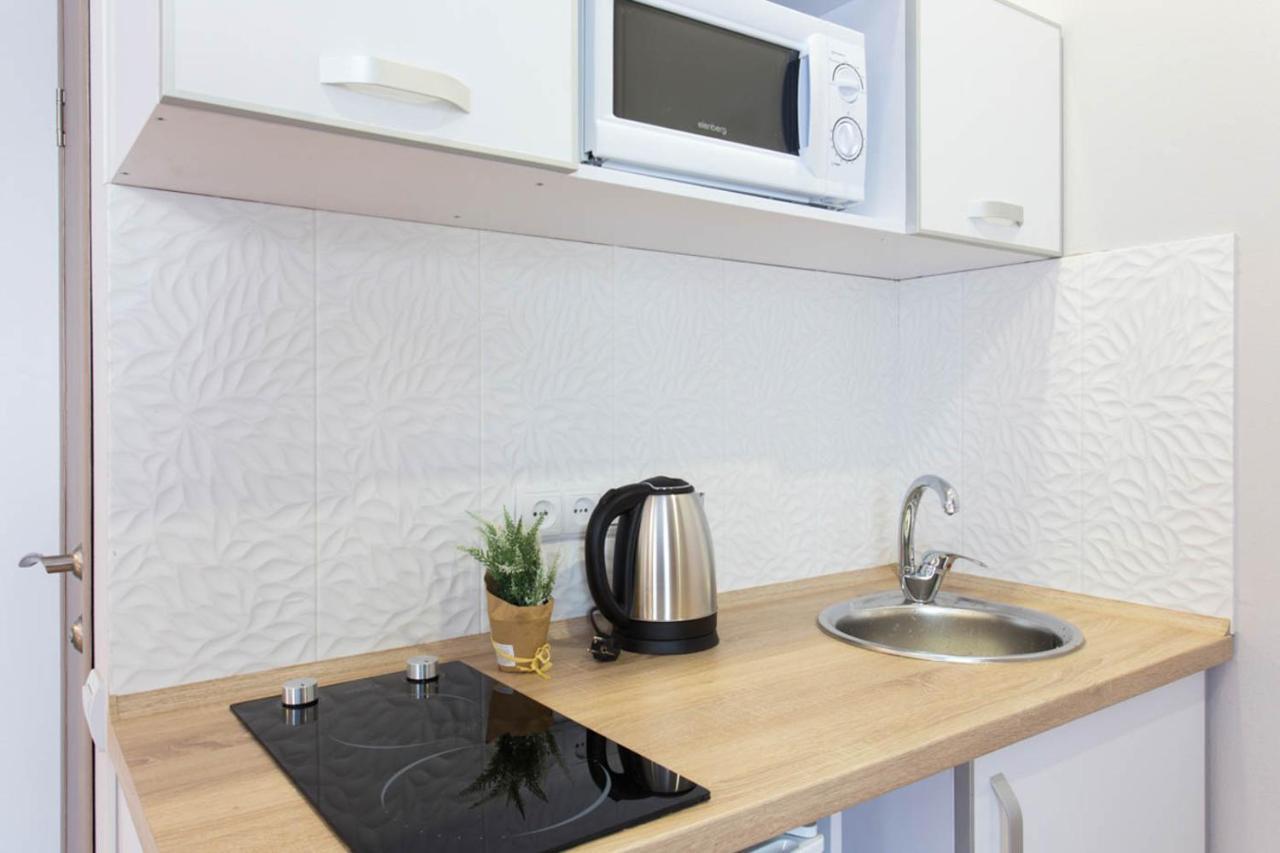 Apartment In The City Center - Gimnasiyna Naberezhna 24A-1 哈尔科夫 外观 照片