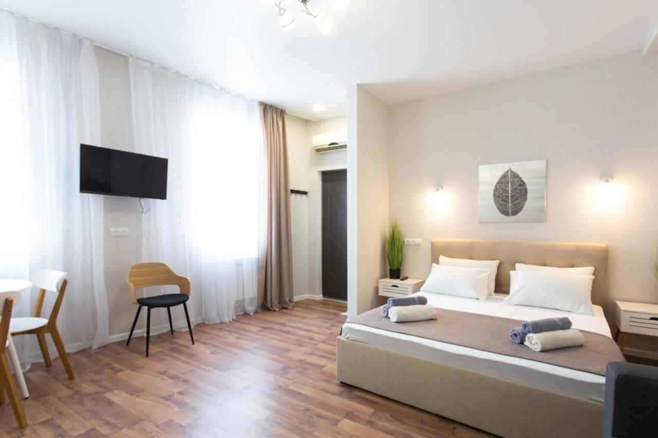 Apartment In The City Center - Gimnasiyna Naberezhna 24A-1 哈尔科夫 外观 照片