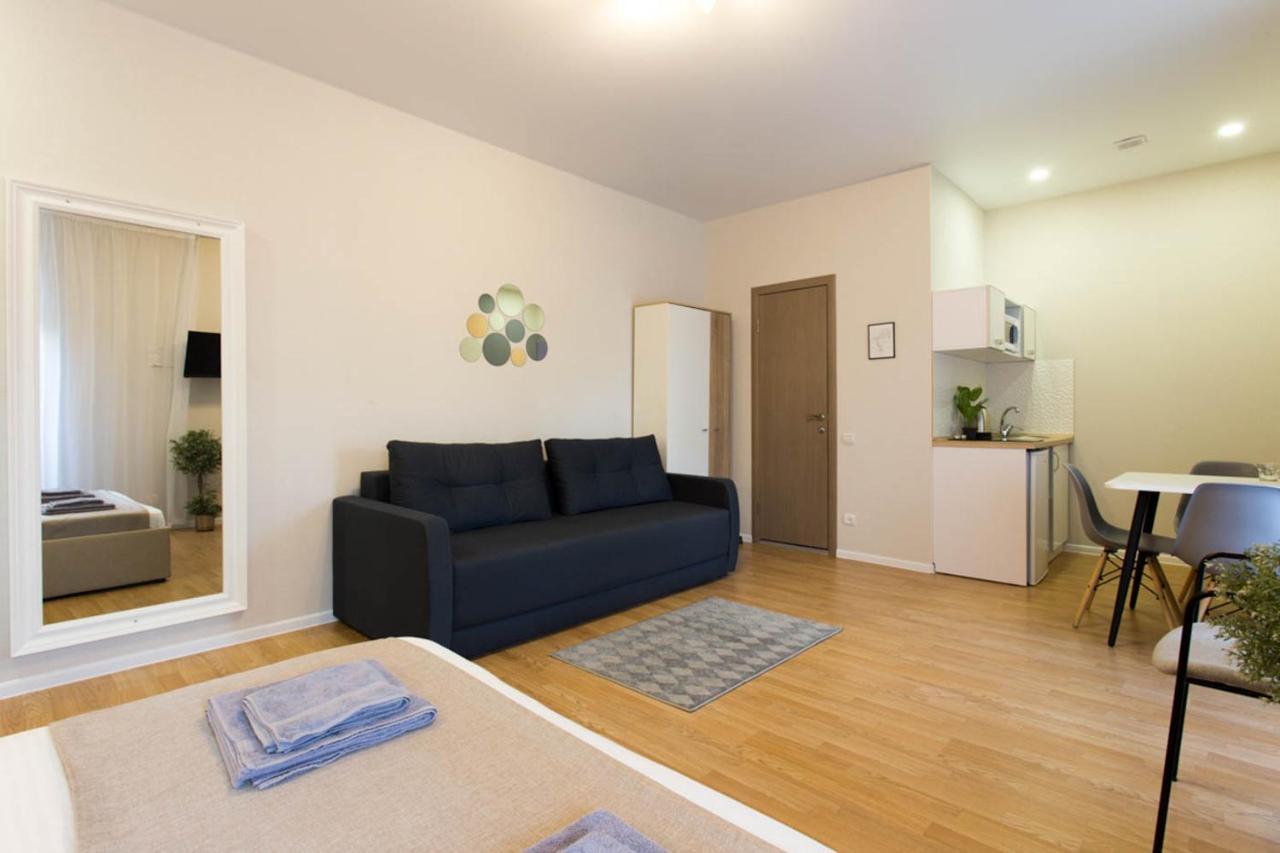 Apartment In The City Center - Gimnasiyna Naberezhna 24A-1 哈尔科夫 外观 照片